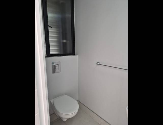 2 BEDROOM APARTMENT FOR SALE IN UMHLANGA RIDGE